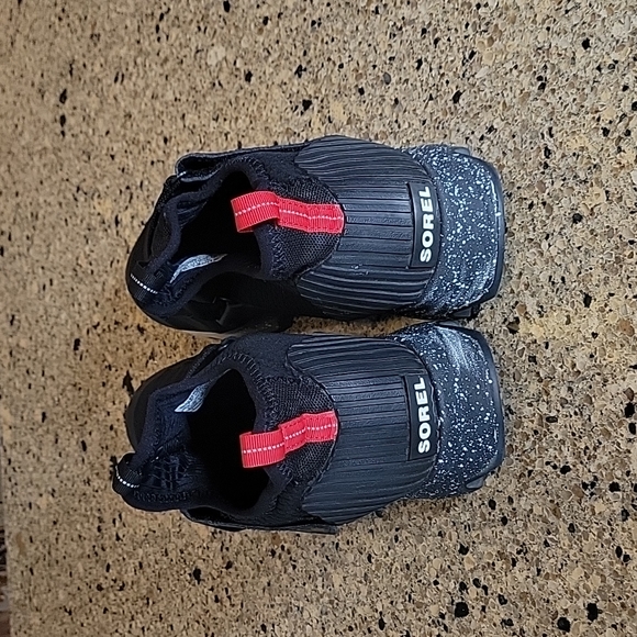 Sorel Tennis shoes - Picture 3 of 9